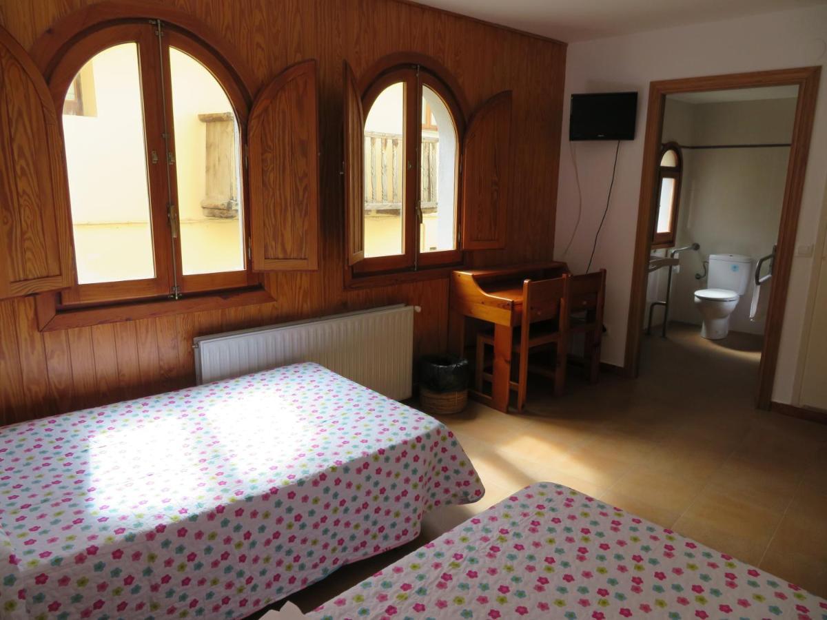 Meson La Lonja Hotel Herbes Exterior photo